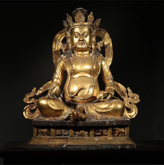 Chinese Qing Dynasty Gilt  Bronze Buddha Figure (1 of 7)