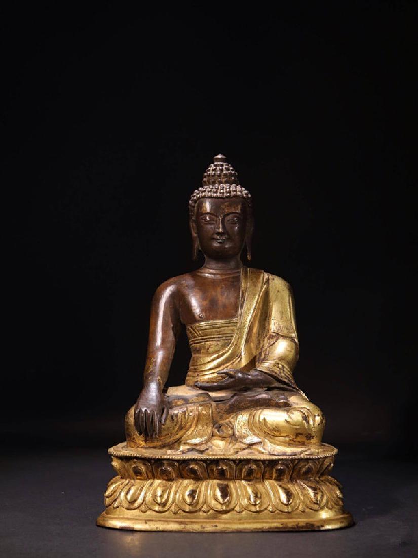 Chinese Qing Dynasty Gilt Bronze Buddha (1 of 10)
