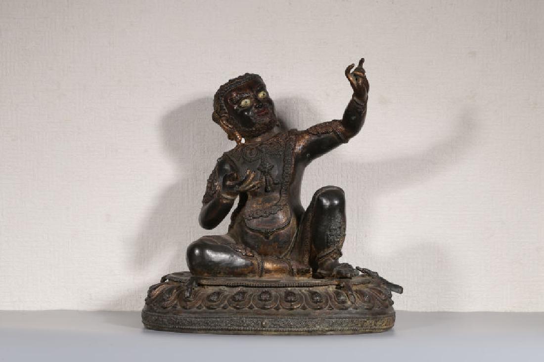 Large Chinese Qing Dynasty Gilt Bronze Buddha (1 of 11)