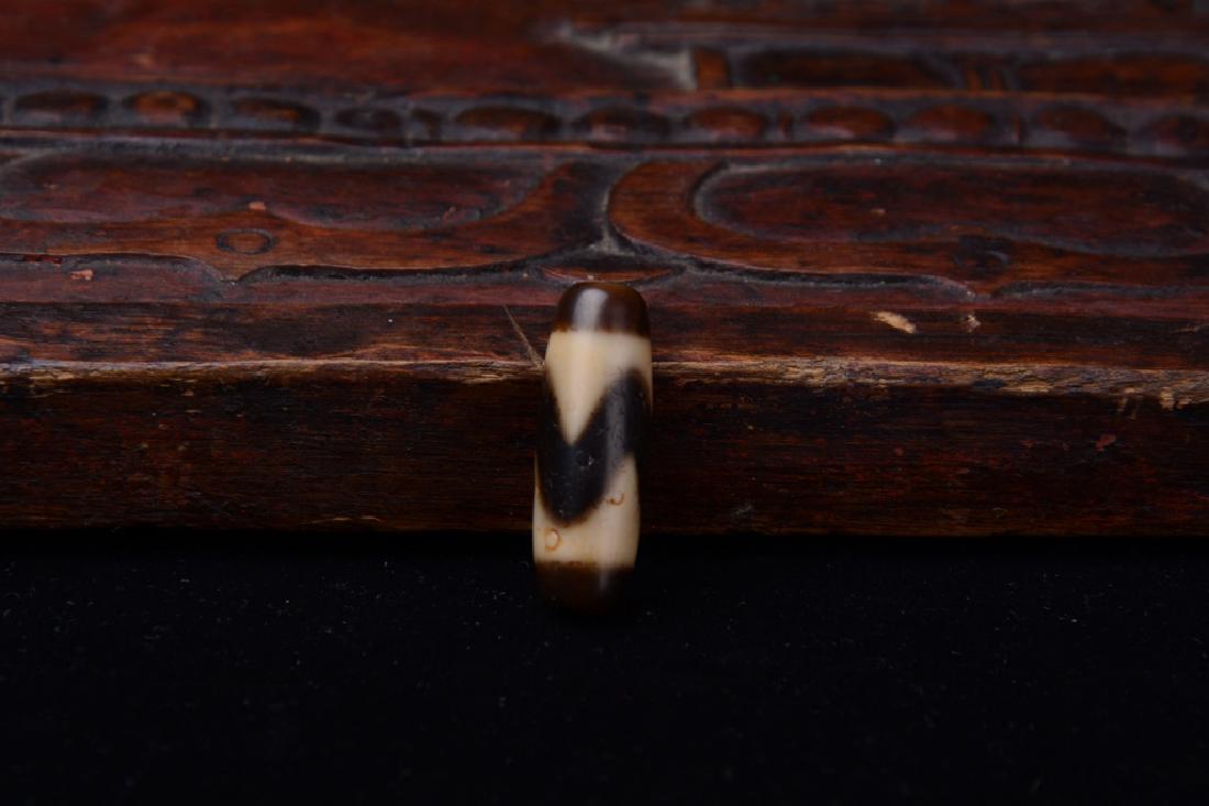 TIBETAN DZI BEAD (1 of 4)