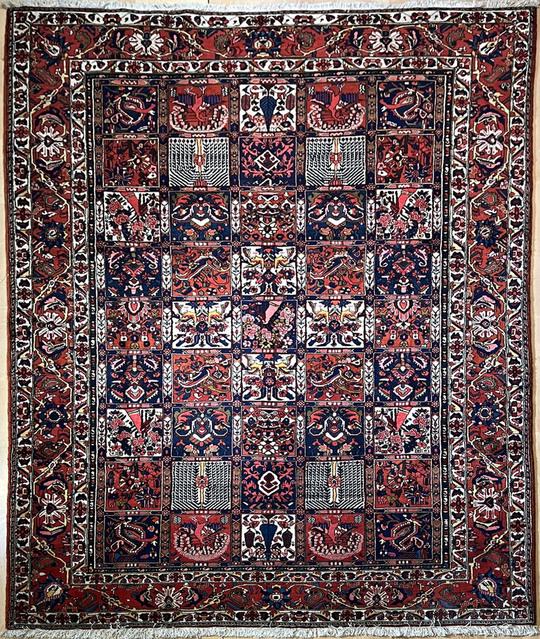 Bakhtiari Shah Ashrafi Rug (1 of 5)