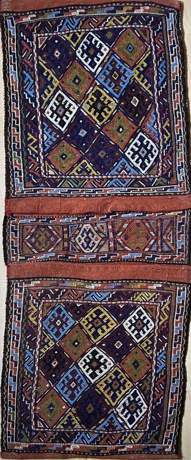 Qashqai Nomadic Vintage Saddle (1 of 3)