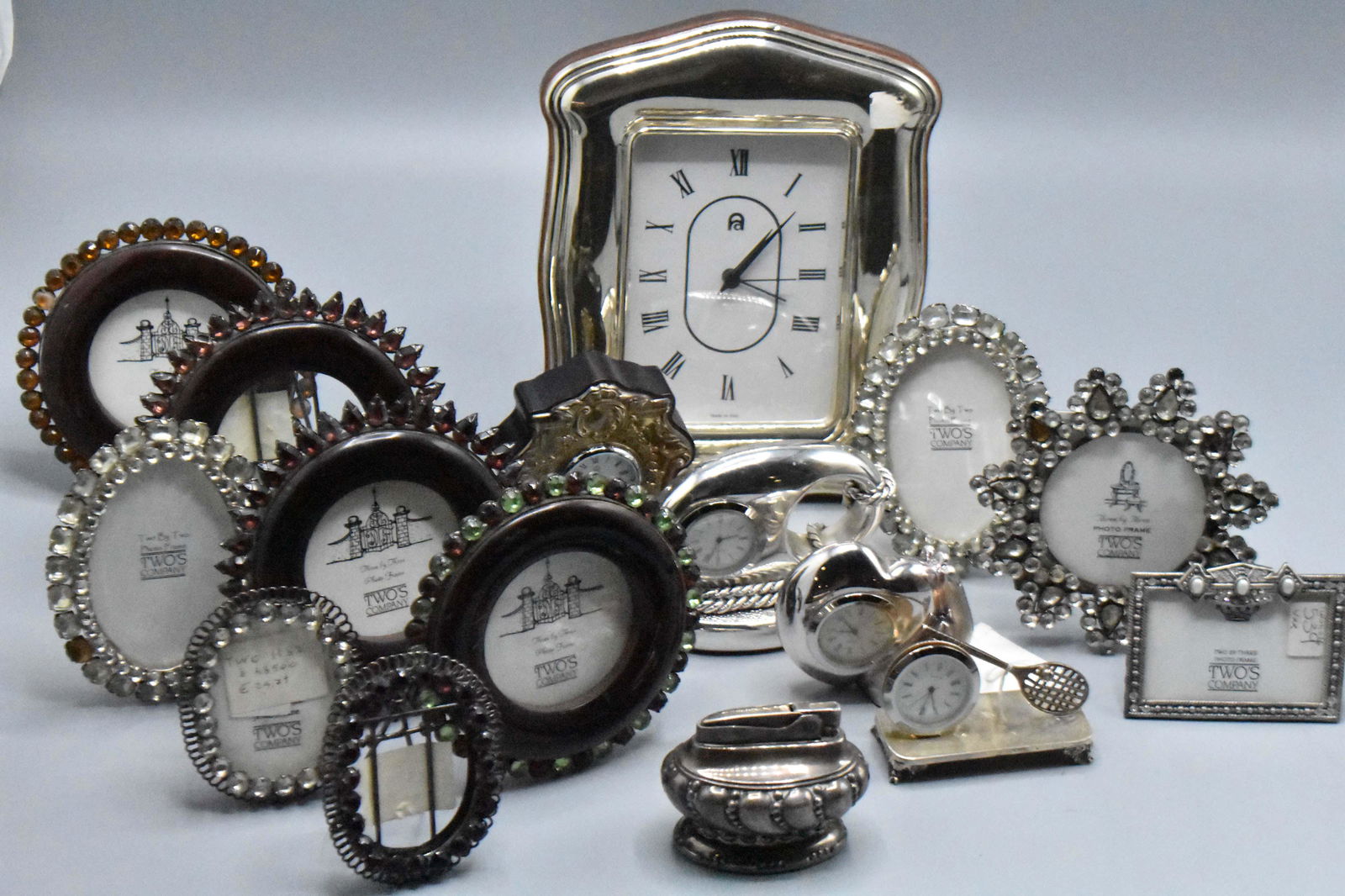 Set of Picture frames and Clocks, 16 pc (1 of 3)