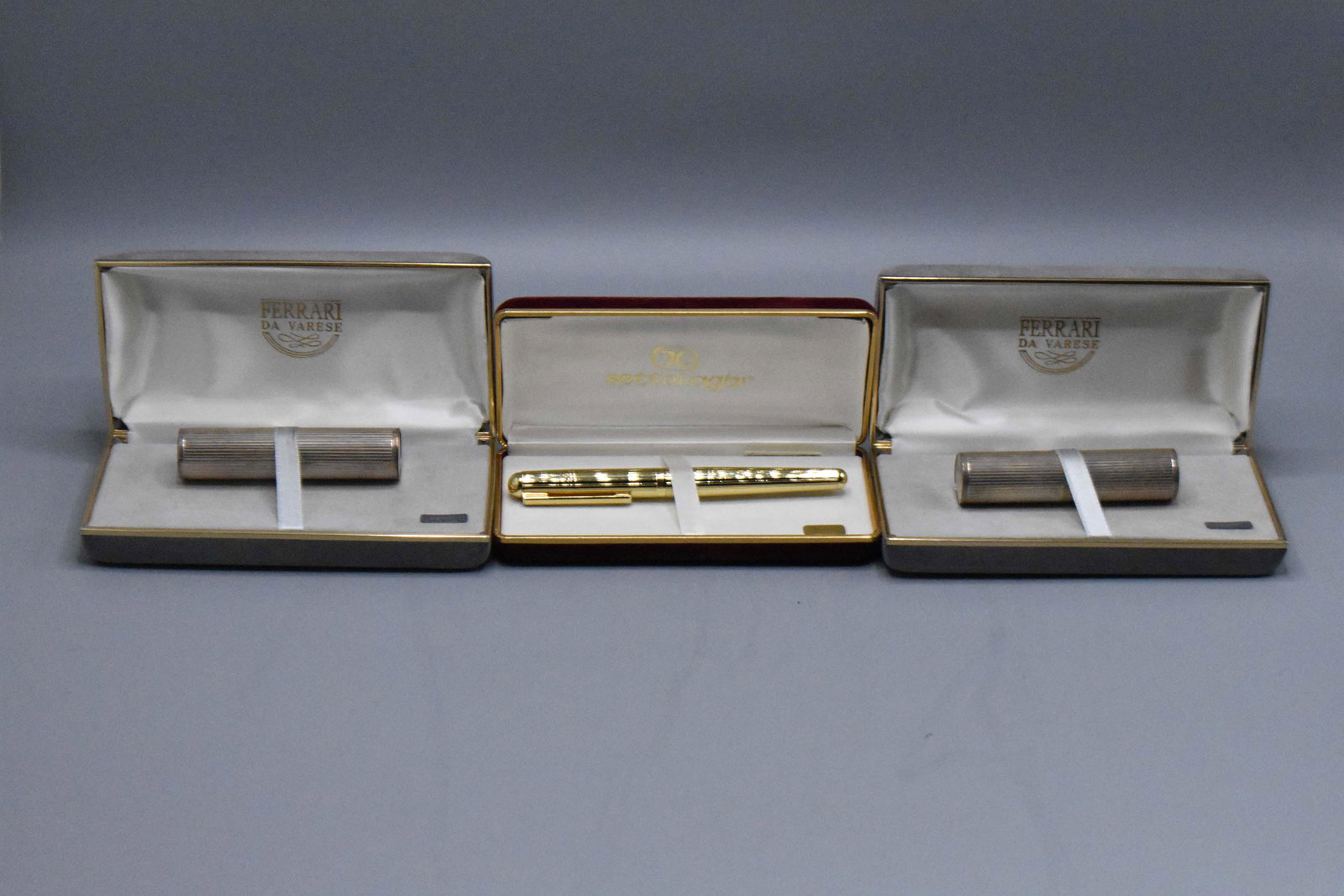 2 Ferrari da Varese make up brushes - 1 Settelaghi pen (1 of 10)