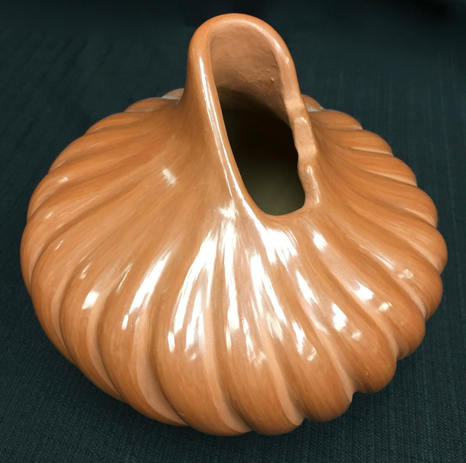 Alvina Yepa - Jemez - Vase Red Clay Pottery (1 of 3)