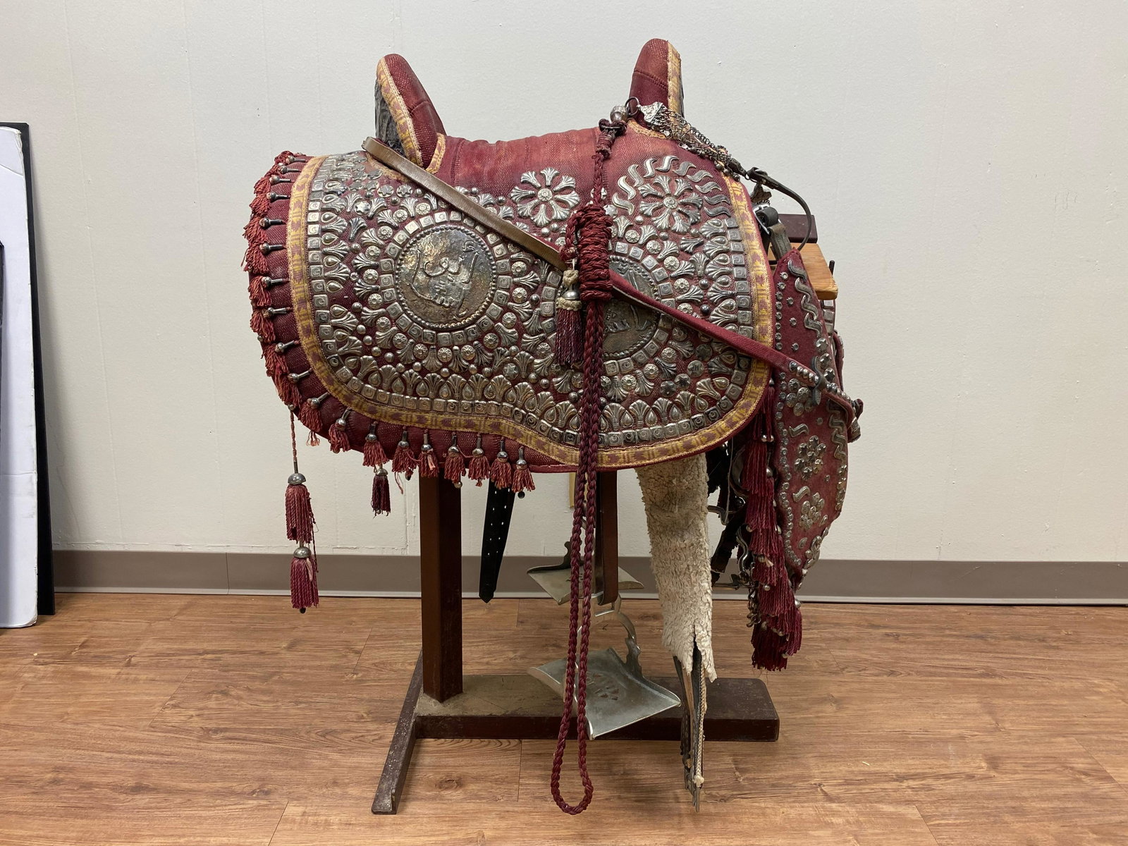 Parade Horse Saddle | Decorative Designs & Symbols |: Nickel Silver | Arabian Parade Horse Saddle | Decorative Designs & Symbols | Matching Breast Plate & Bridle & Reins | Iron & Wood Saddle Stand