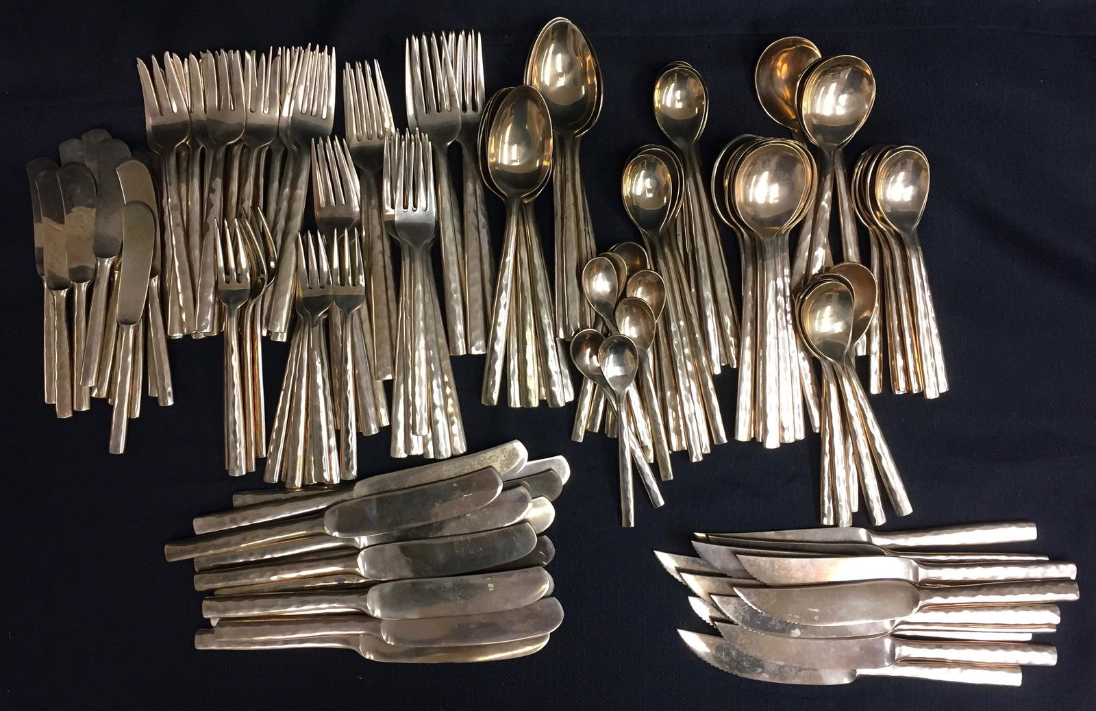 Mid-Century Hammered Flatware & Serving 168 Pc set: Godinger Mid-Century Gold Plated | Hammered Flatware | Serving Set | 168 Pc set for 12 | Godinger