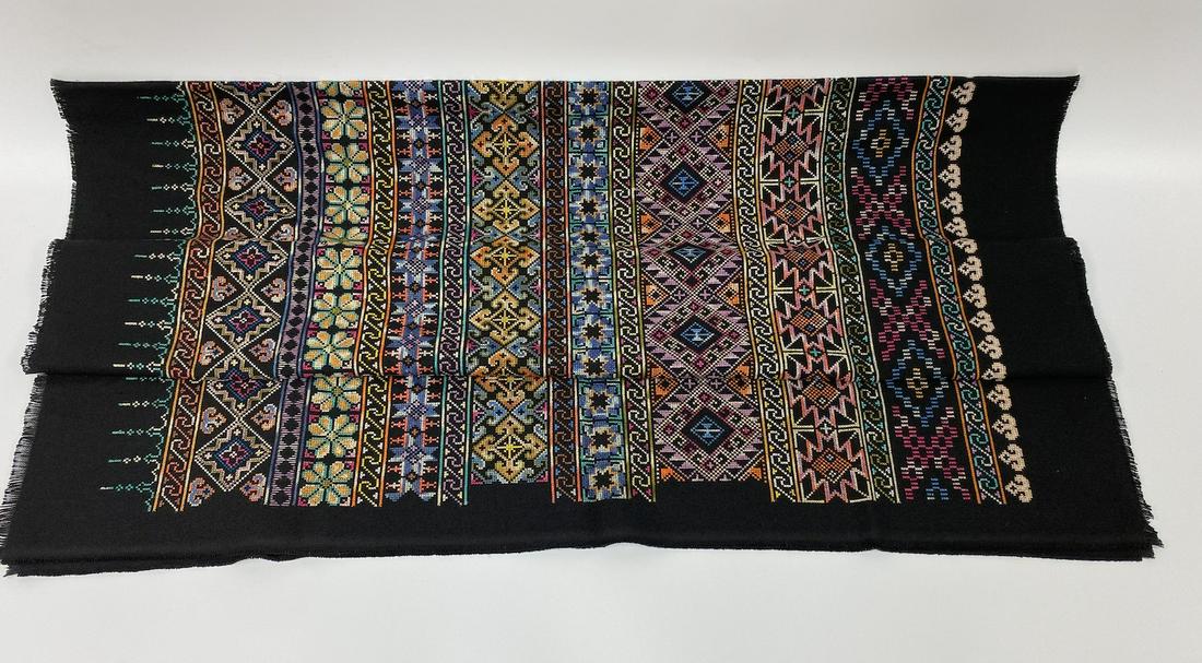 Ubez Tablecloth: Ubez Tablecloth 58 L x 37 1/2 W - This Tablecloth has never been used.