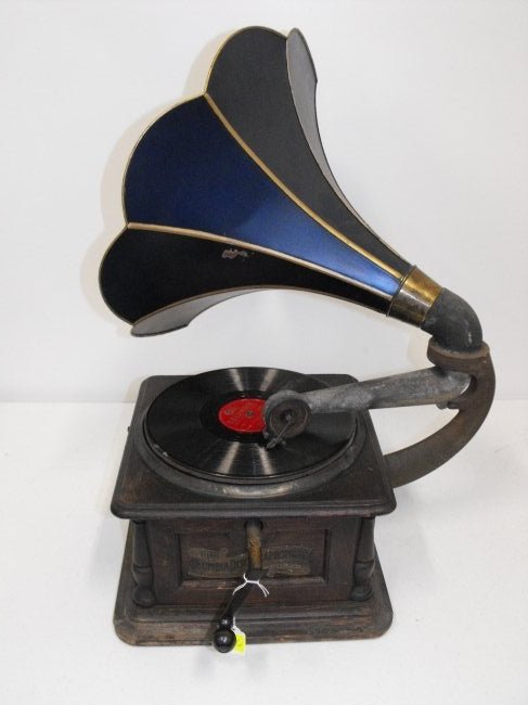 Columbia Table Top Graphophone Phonograph With Horn (1 of 8)