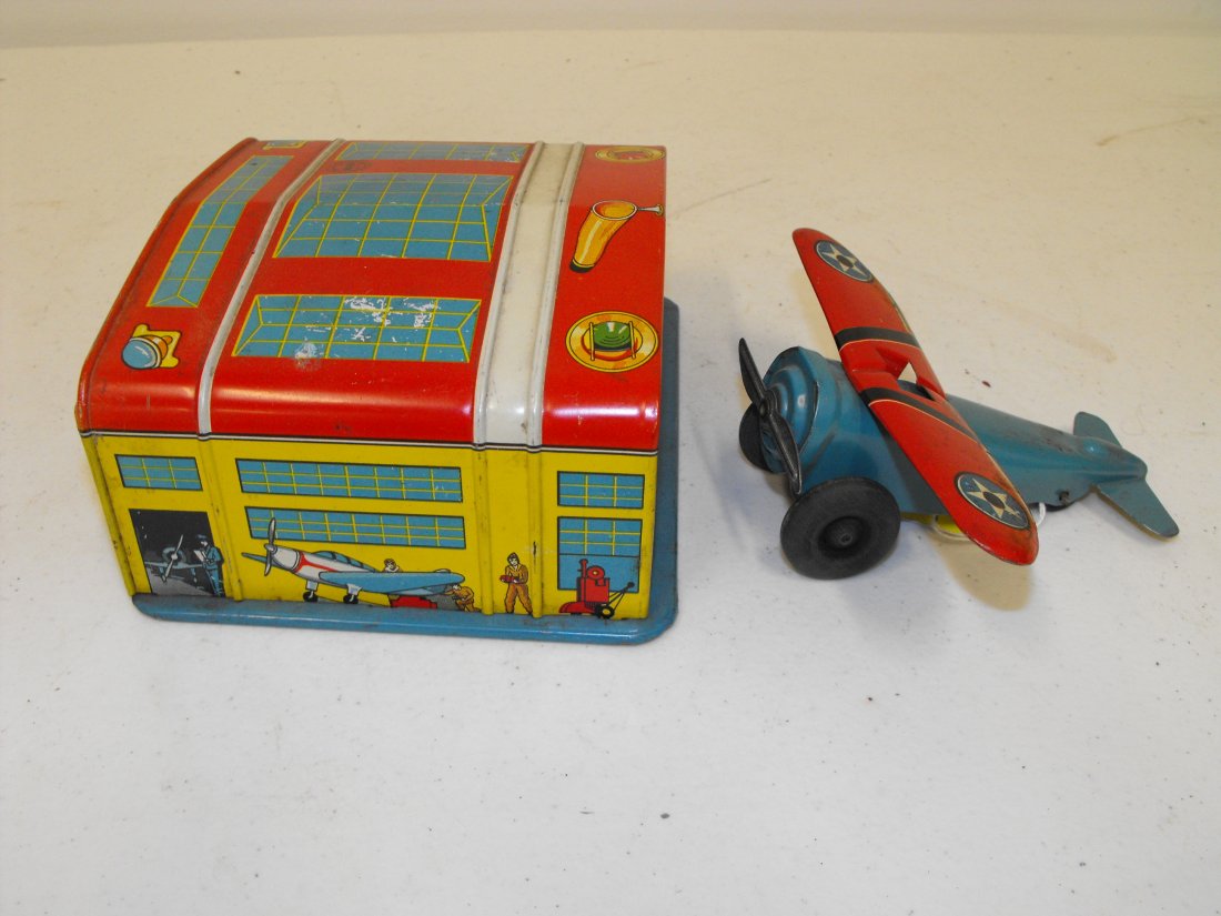 Marx Tin Toy Airplane & Hanger (1 of 6)