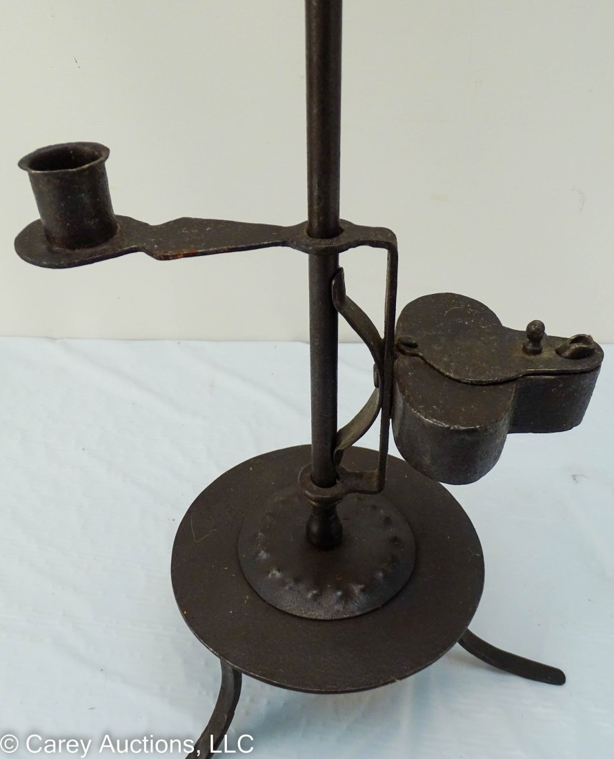 Great Early Forged Iron Adjustable Betty Lamp & Candle Holder (1 of 4)