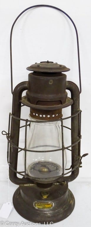 ANTIQUE DEWEY BARN LANTERN (1 of 3)