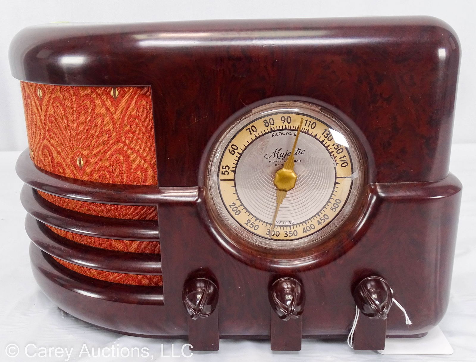 MAJESTIC MODEL 651 TRIPLE FIN CATALIN RADIO IN BROWN (1 of 6)