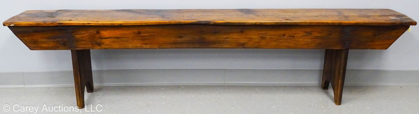 PRIMITIVE ONE-BOARD TOP BENCH (1 of 4)