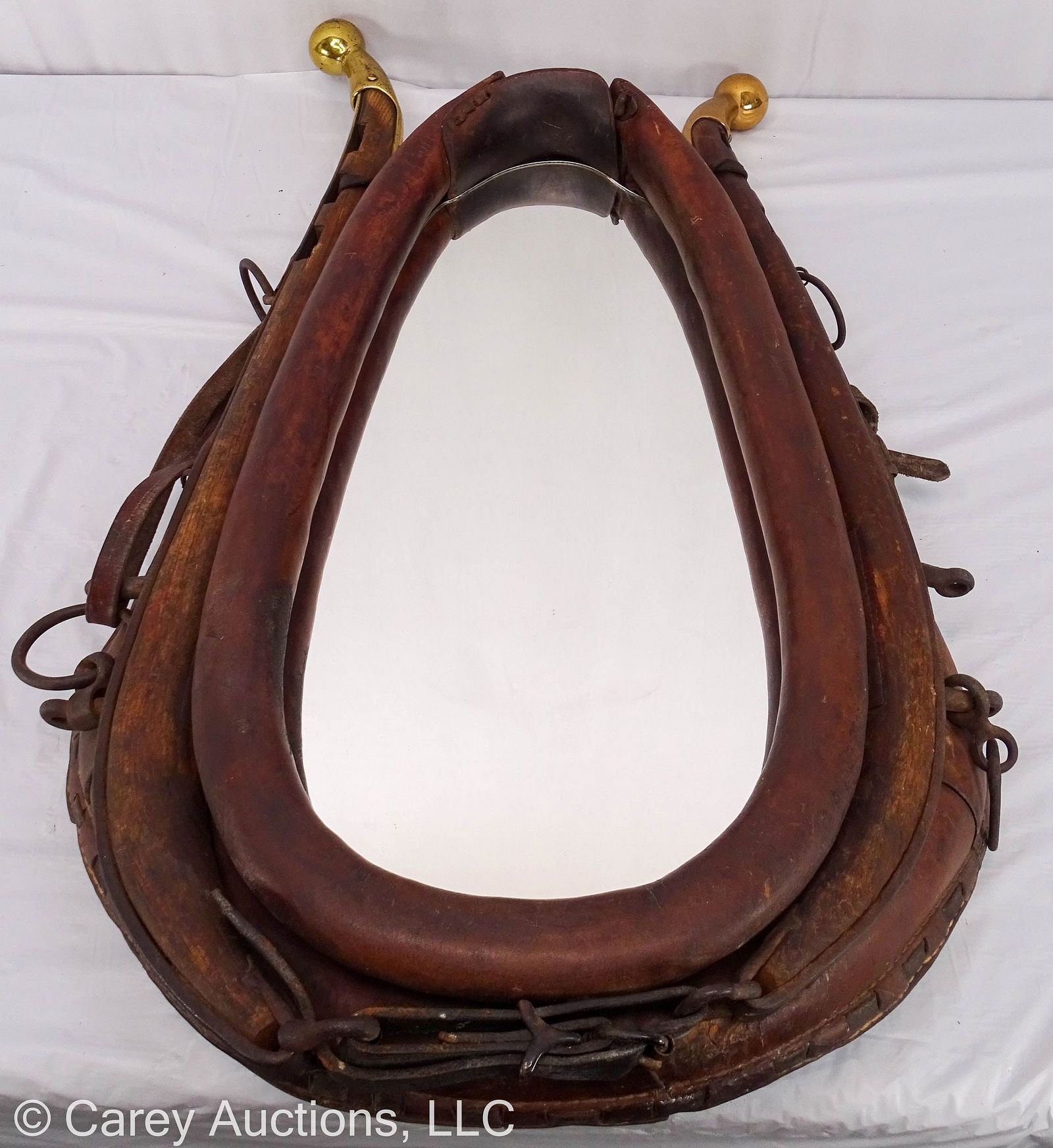 LEATHER HORSE COLLAR AND HAMES MIRROR (1 of 4)