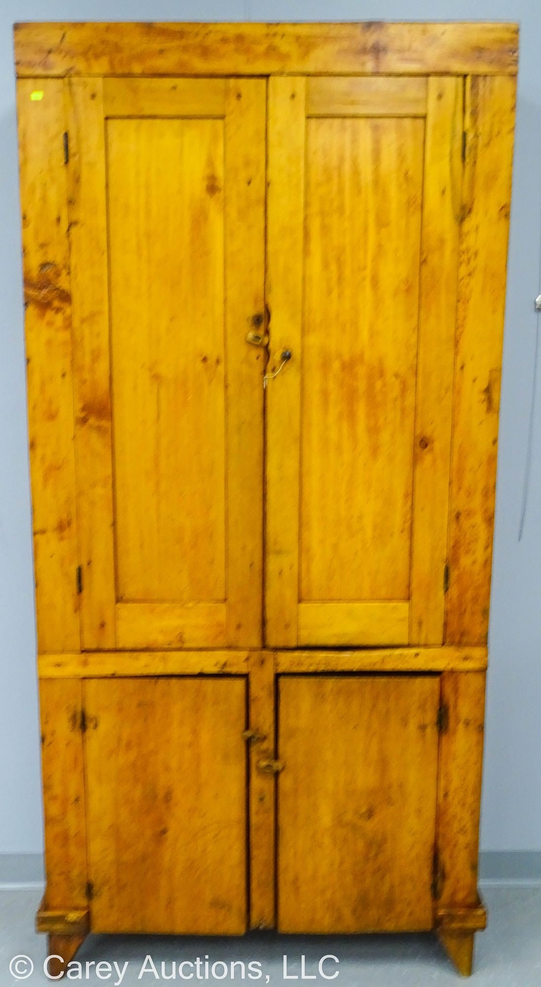 PRIMITIVE PINE FLAT WALL CUPBOARD (1 of 5)