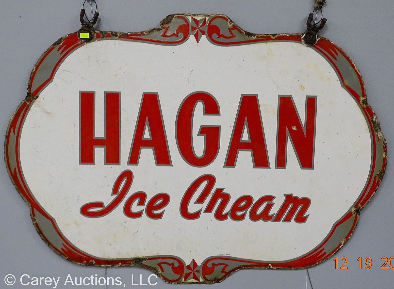HAGAN ICE CREAM DOUBLE SIDED PORCELAIN SIGN (1 of 19)