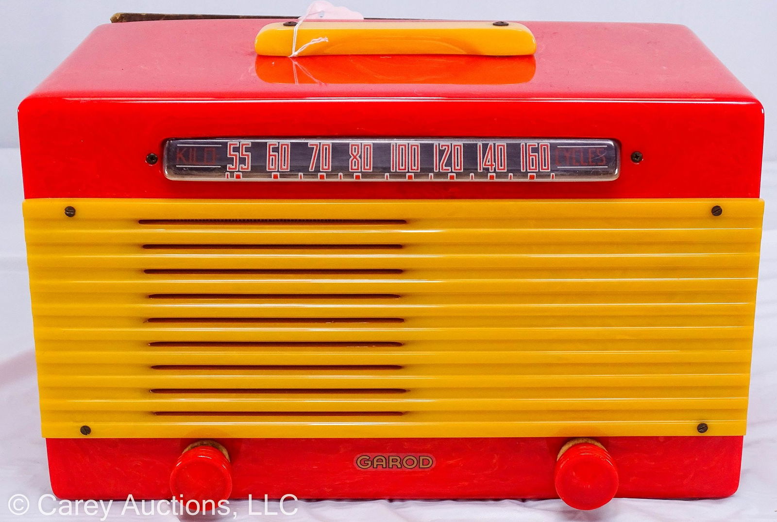 GAROD MODEL 6AU-1 COMMANDER CATALIN BAKELITE RADIO (1 of 7)