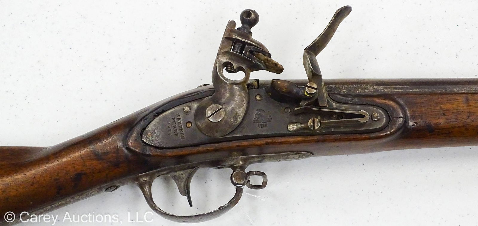 HARPER'S FERRY ARSENAL UNMODIFIED 1816 FLINT LOCK MUSKET WITH BAYONET: Harper's Ferry Arsenal, VA Model 1816 flint lock musket, un-modified, smooth bore, 69 caliber, with bayonet // Measures: 57.5" long