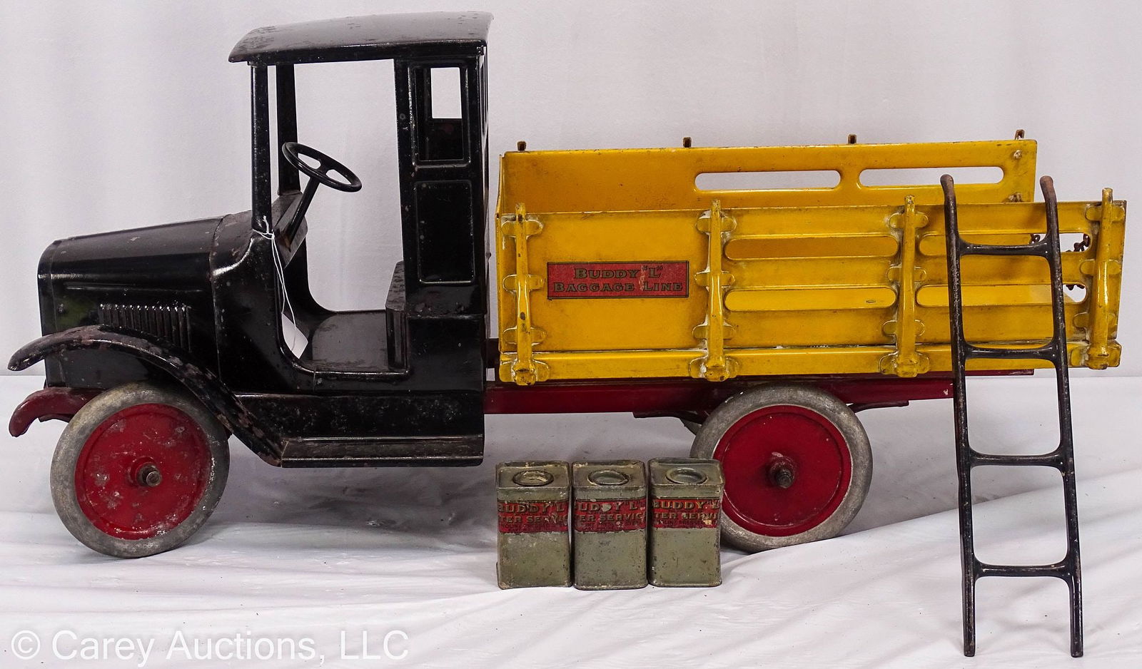 BUDDY L LARGE BAGGAGE LINE PRESSED STEEL TRUCK (1 of 9)