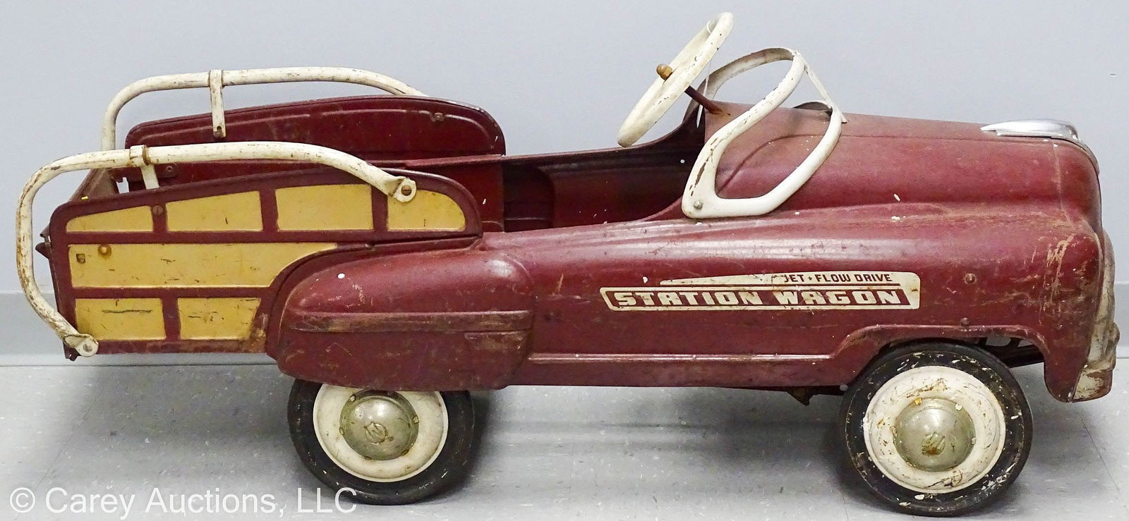 MURRAY JET FLOW STATION WAGON PEDDLE CAR: Circa 1940-50's; Murray Station Wagon Ohio Manufacturing Co of Cleveland; Jet Flow Drive Station Wagon decal on front fenders // Measures: 21"H x 44"L x 15"W // Condition: Needs cle