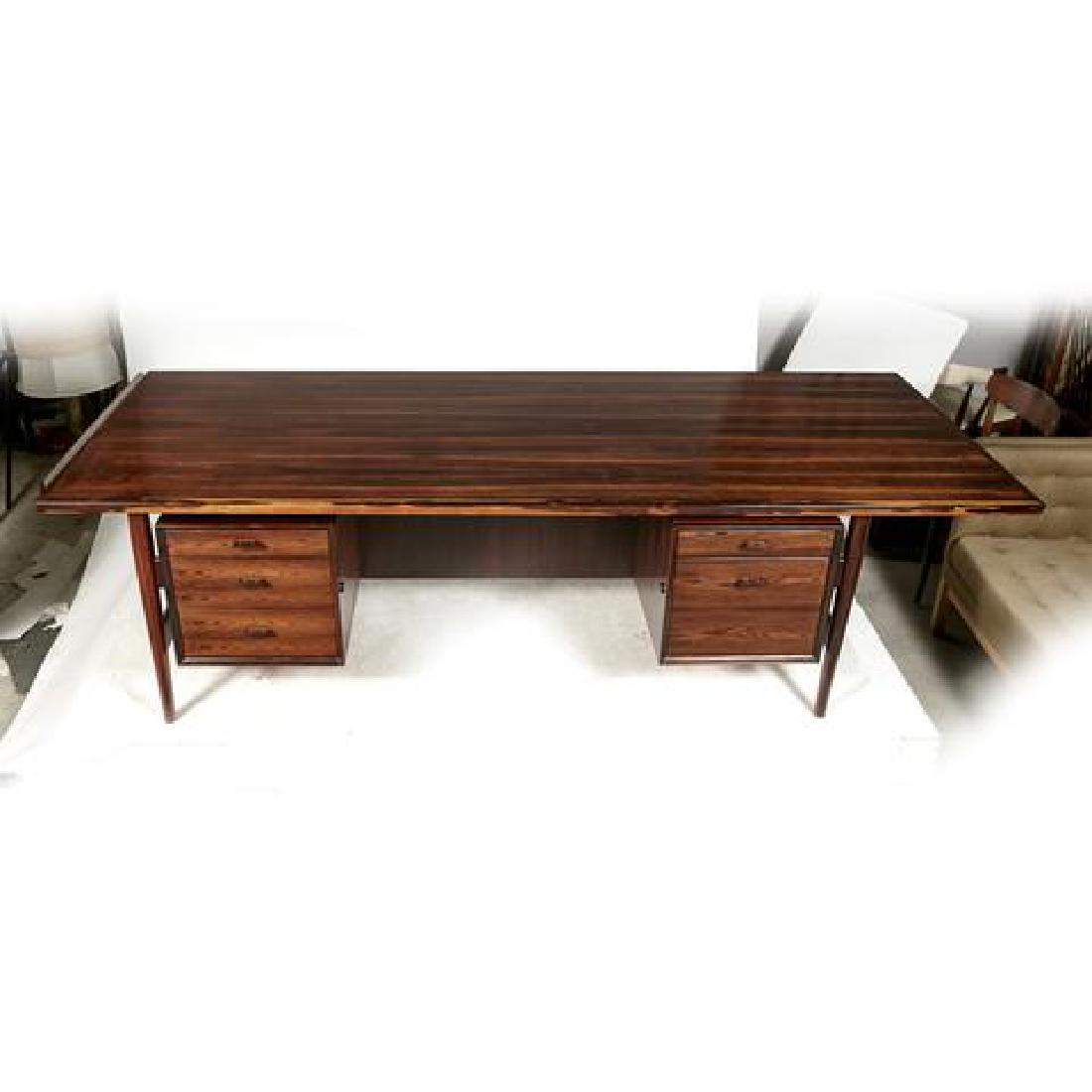 ARNE VODDER ROSEWOOD EXECUTIVE DESK: ARNE VODDER ROSEWOOD EXECUTIVE DESK H28"X W97.3/4"X D41.1/4"