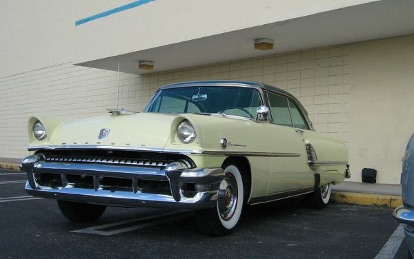 1955 Mercury 2 Door Yellow - 3