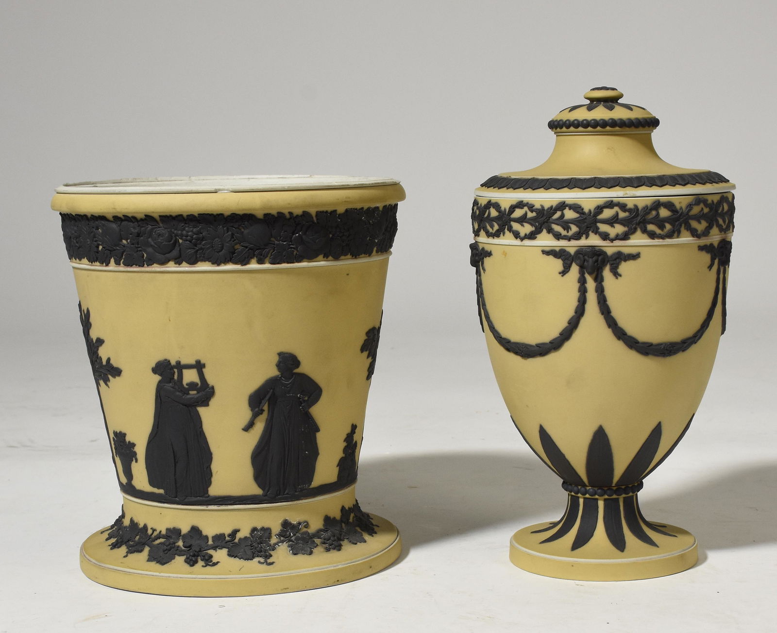 Two Wedgwood yellow & black basalt items (1 of 8)