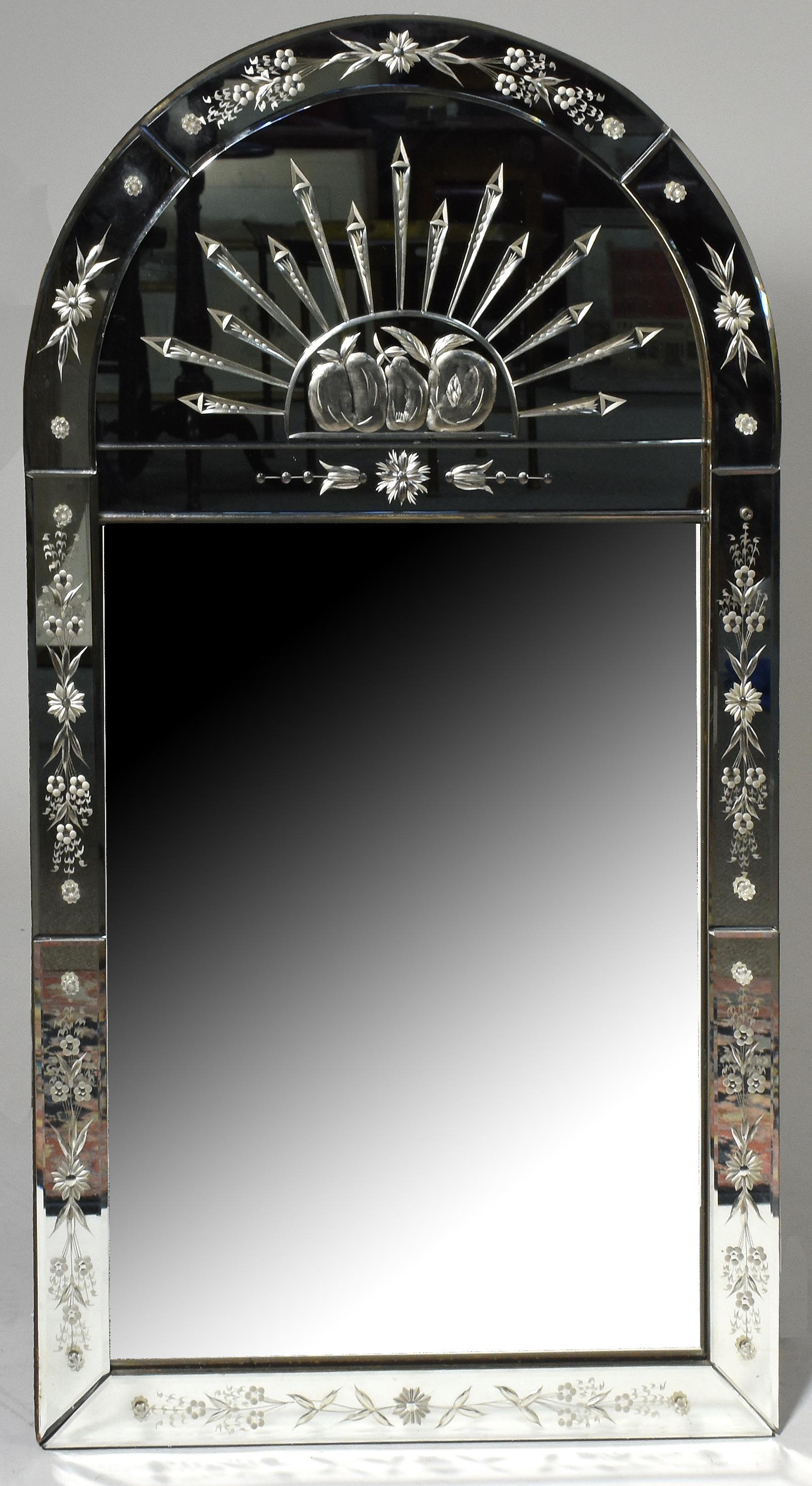Vintage Venetian wall mirror (1 of 4)
