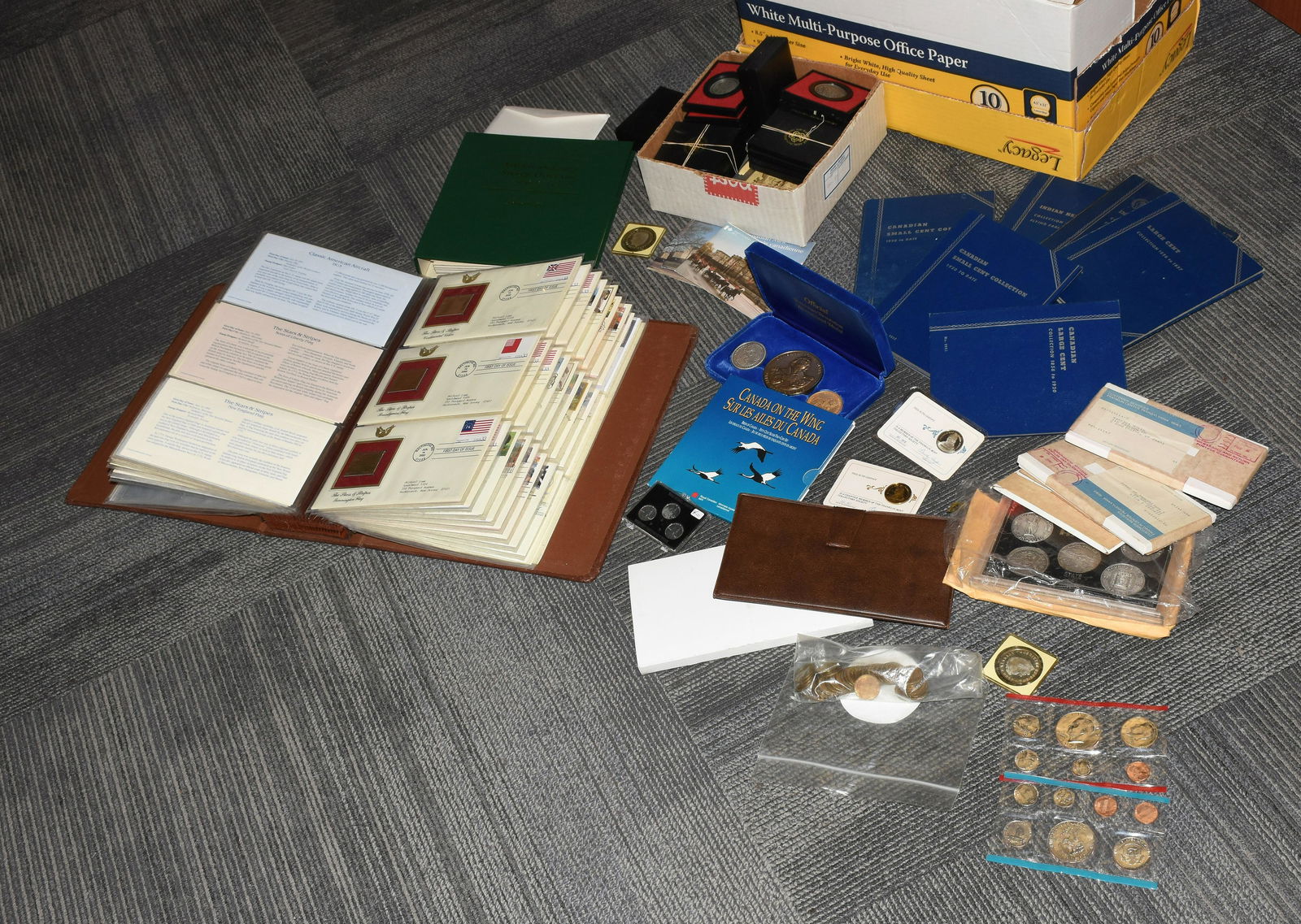 Large lot of US and Foreign coins and tokens (1 of 7)