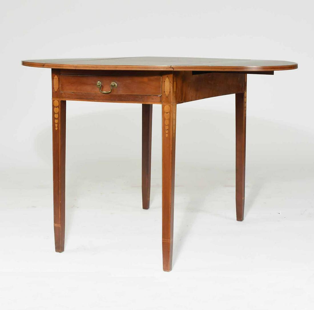 Fine Federal cherry inlaid Pembroke table (1 of 8)