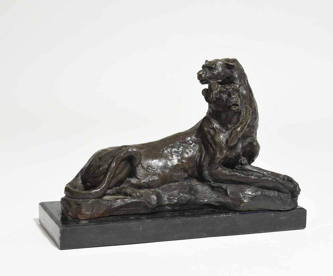 B.C. Zheng Bronze, Lioness and Cub (1 of 7)