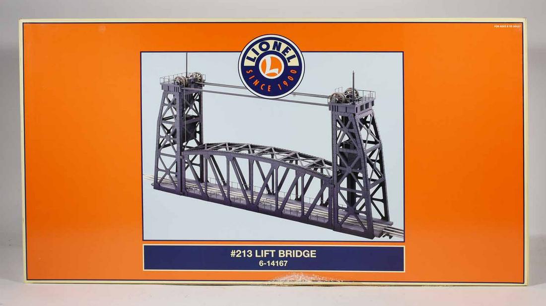 Lionel 14167 #213 Lift Bridge: Lionel 14167 #213 Lift Bridge, original box