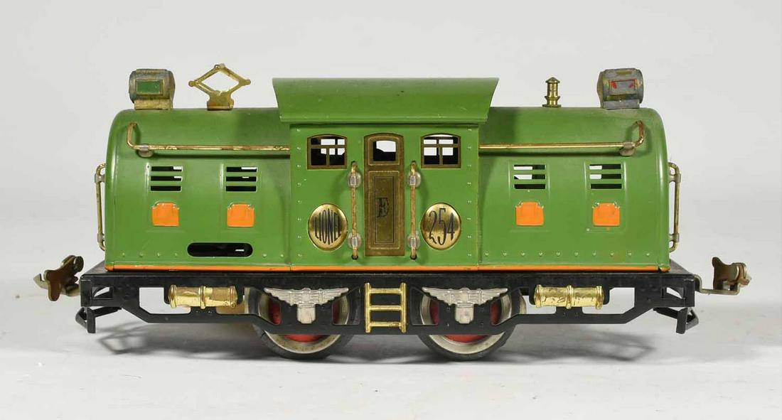 Lionel 254 Electric Locomotive, pea green/orange: Lionel 254 Electric Locomotive, pea green/orange