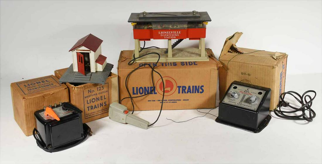 Lionel Postwar Accessories w/boxes: Lionel Postwar Accessories w/boxes, 465 Sound Dispatching Station, Transformers Type R, 1033, 125 Whistle Stack