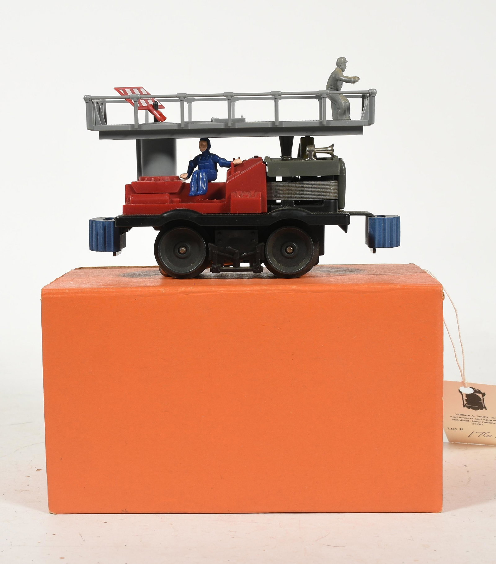 Lionel No. 69 Maintenance Car, original box: Lionel No. 69 Maintenance Car, original box.