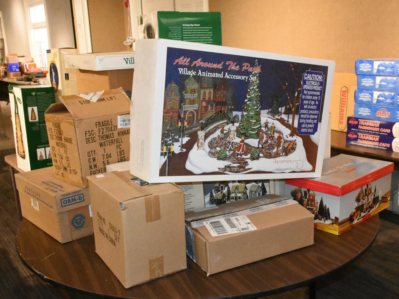 Dept. 56 Buildings, Heritage Village Collection,: Dept. 56 Buildings, Heritage Village Collection, Greenleaf Village, Lionel Ornaments, 21 boxes total, never used
