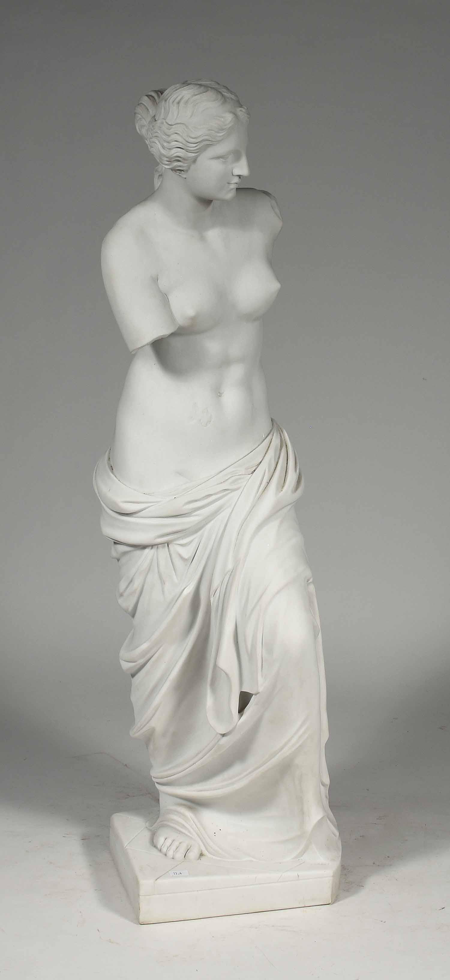 Good marble Venus De Milo sculpture (1 of 9)