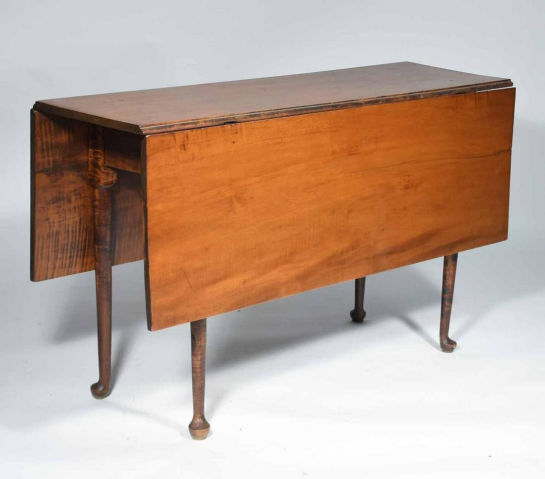 18TH C. NEW ENGLAND QUEEN ANNE FIGURED MAPLE TABLE (1 of 6)