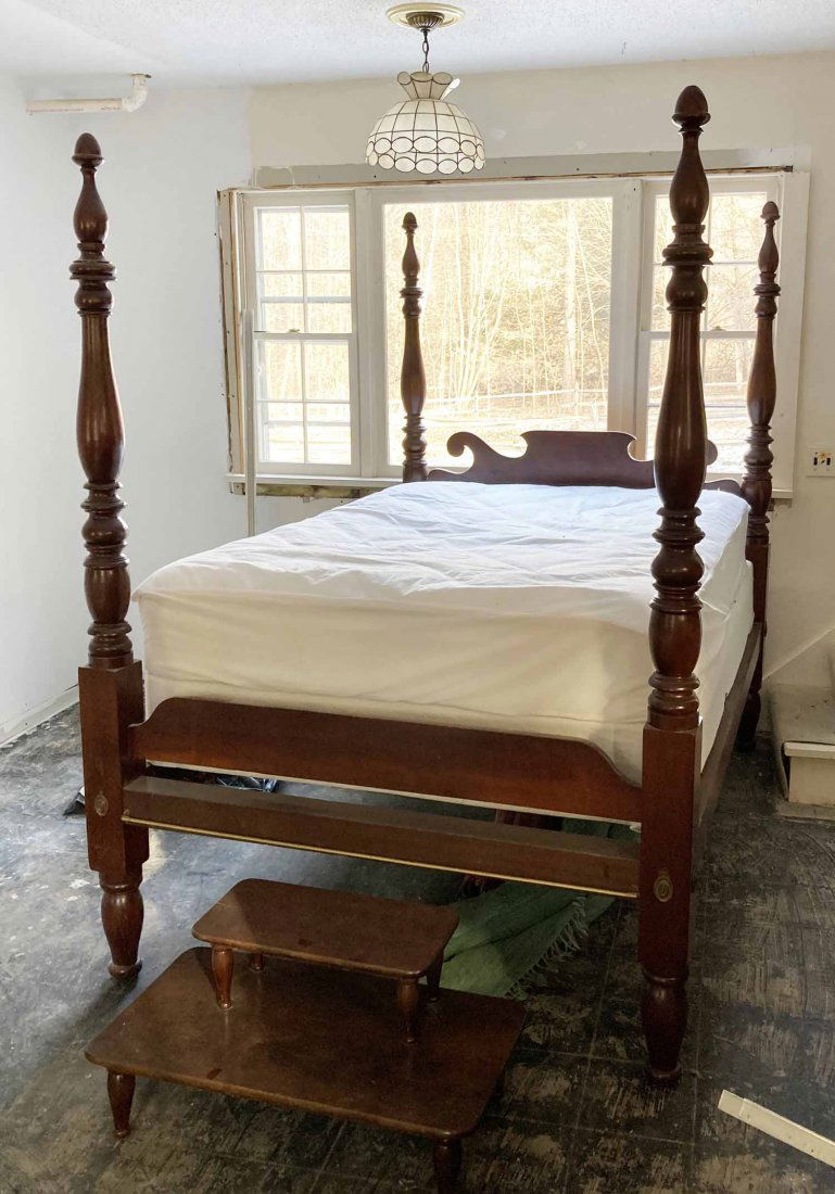 19TH C. CHERRYWOOD FOUR-POSTER FULL SIZE BED: 19TH C. CHERRYWOOD FOUR-POSTER FULL SIZE BED. With bedside steps, boxspring, and mattress, 78 1/2"H