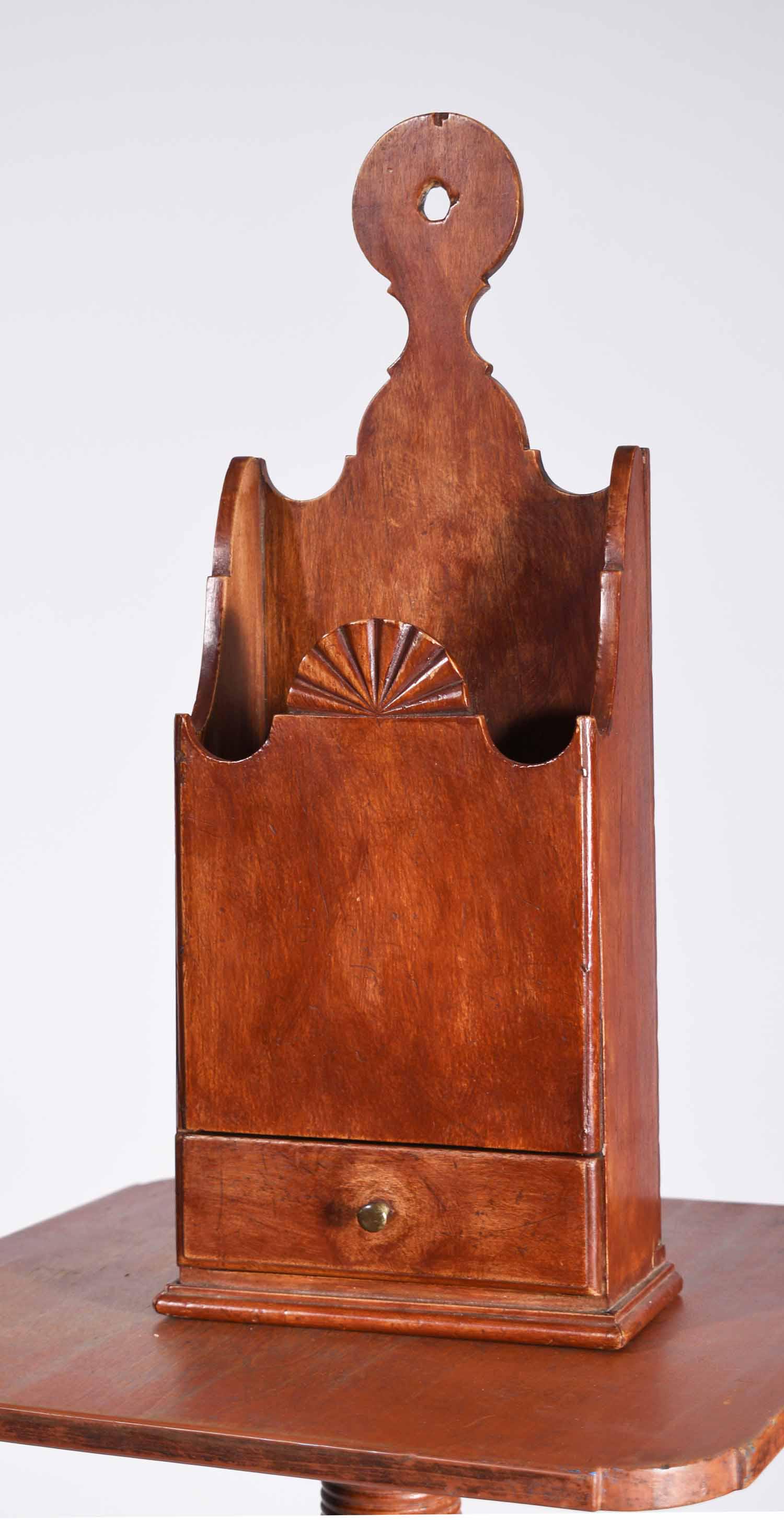 18TH C. NEW ENGLAND FAN CARVED PIPE BOX (1 of 6)