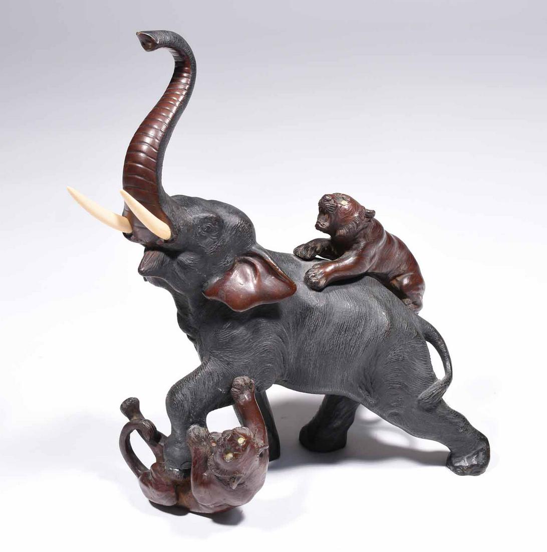 JAPANESE MEIJI BRONZE ELEPHANT. (1 of 4)