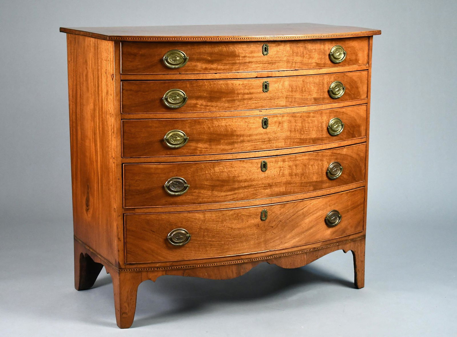 UNUSUAL FEDERAL INLAID BOW FRONT CHEST, CA 1800. (1 of 7)