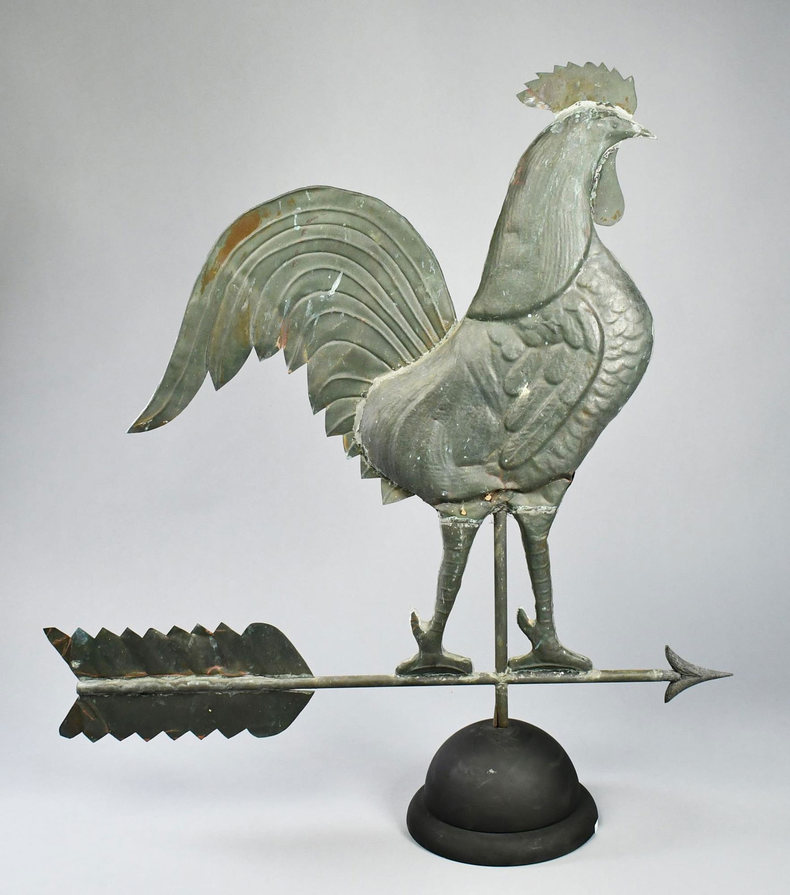 E. 20TH C. MOLDED COPPER ROOSTER WEATHERVANE. (1 of 5)