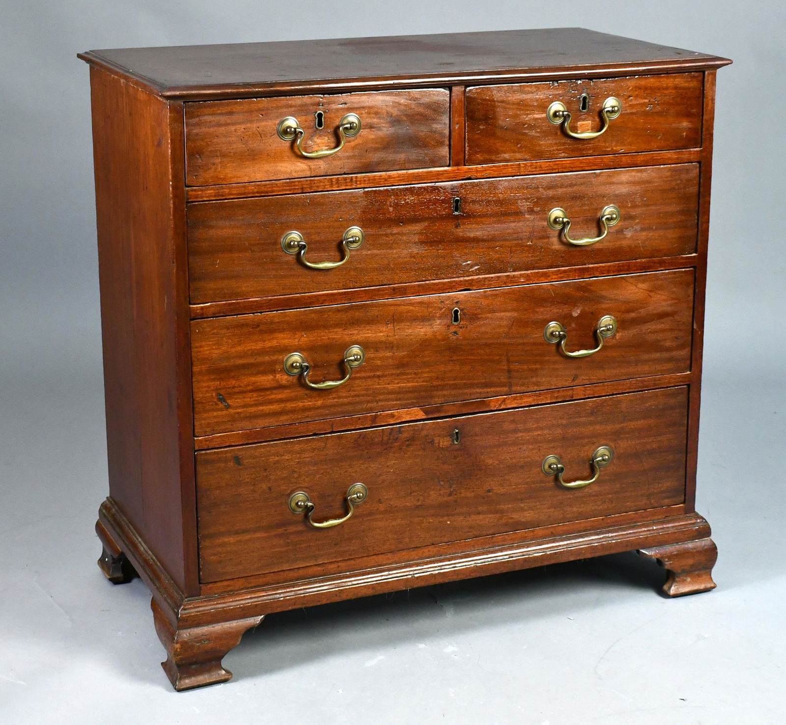 CA. 1800 ENGLISH CHIPPENDALE MAHOGANY CHEST. (1 of 7)