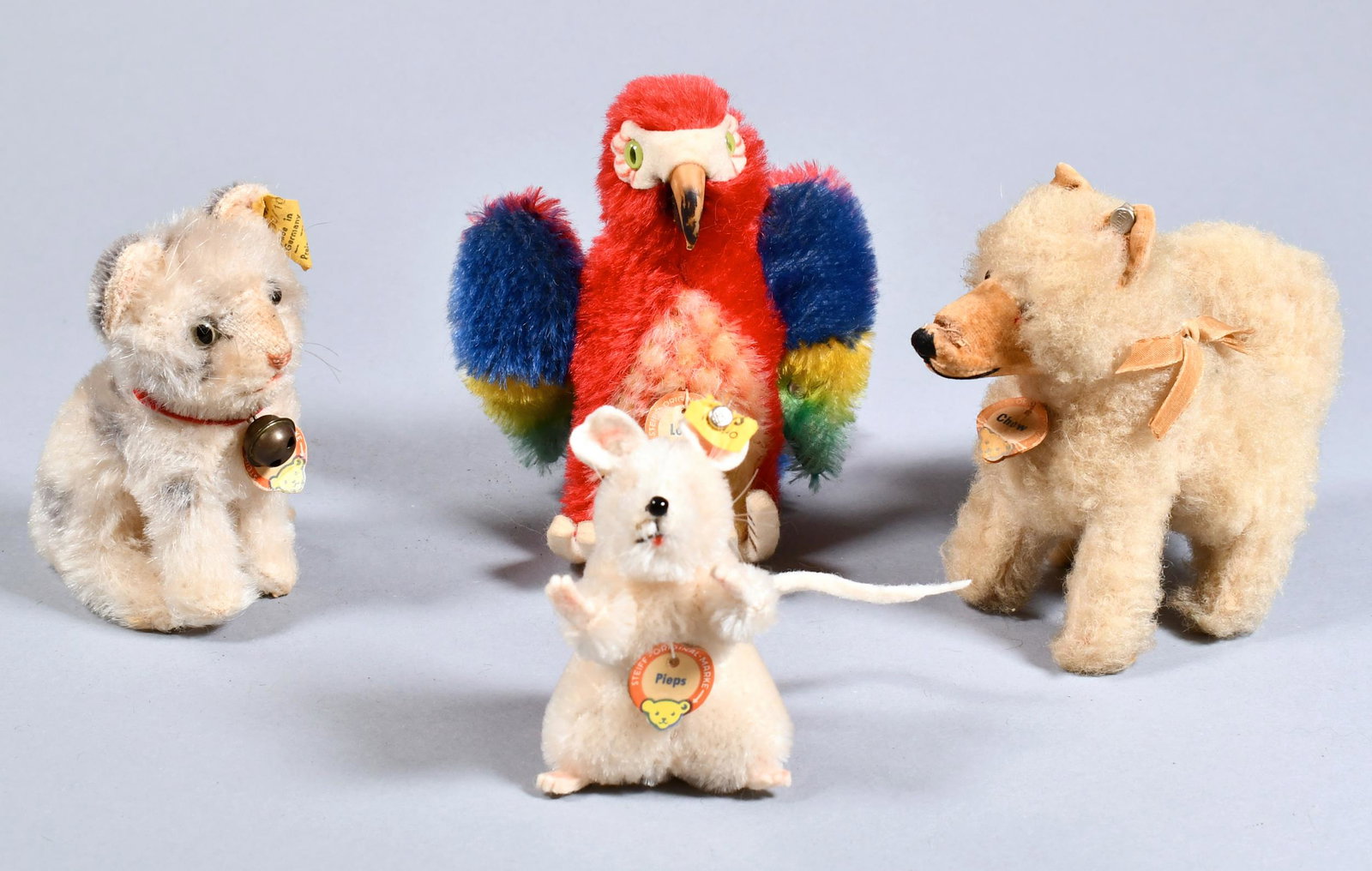 FOUR DIMINUTIVE STEIFF ANIMALS. (1 of 13)