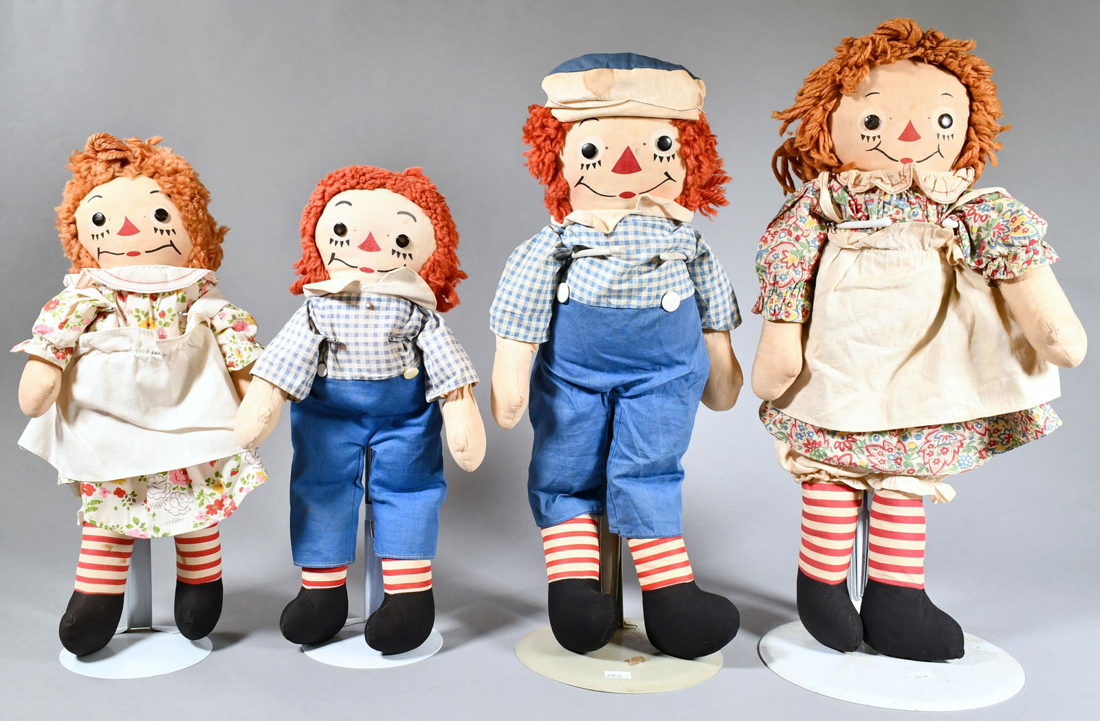 TWO RAGGEDY ANN AND TWO RAGGEDY ANDY DOLLS. (1 of 8)