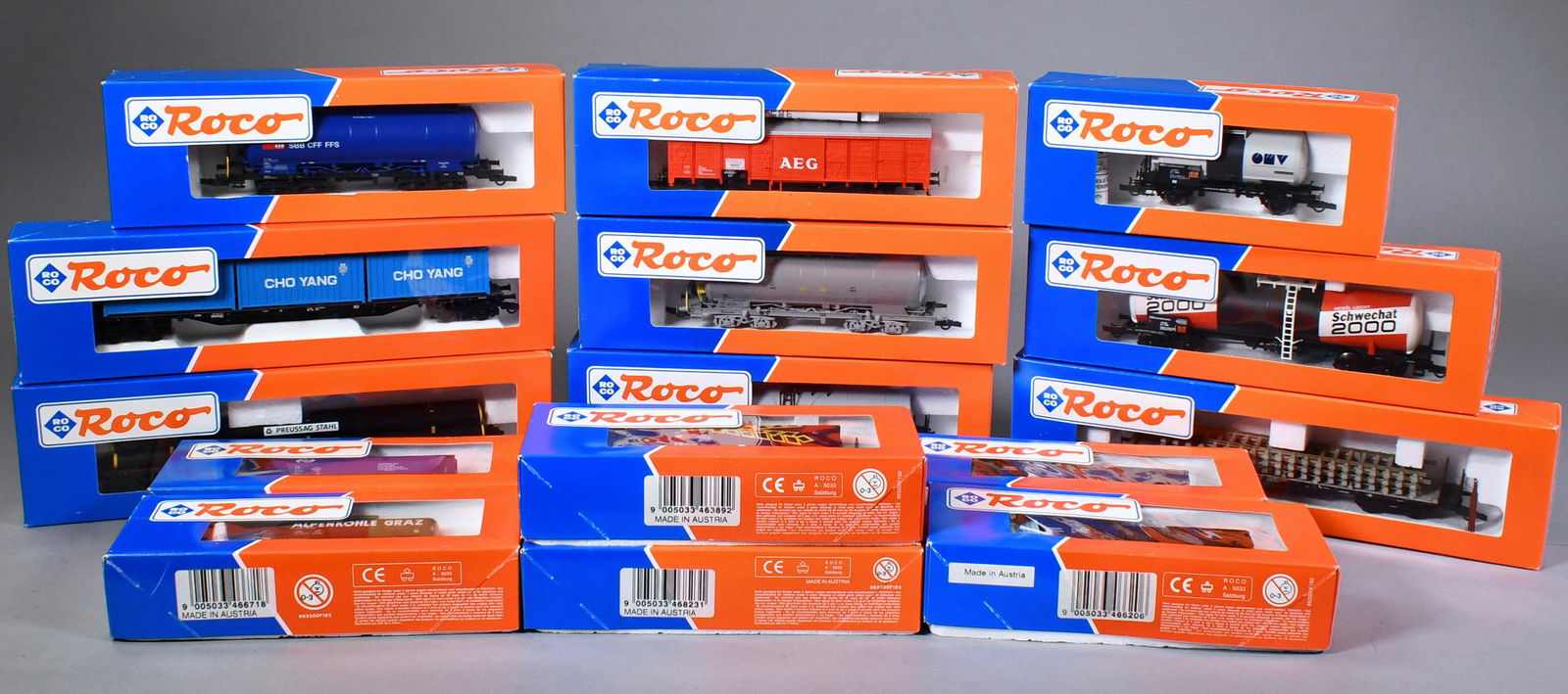 ROCO HO TRAIN LOT. (1 of 5)