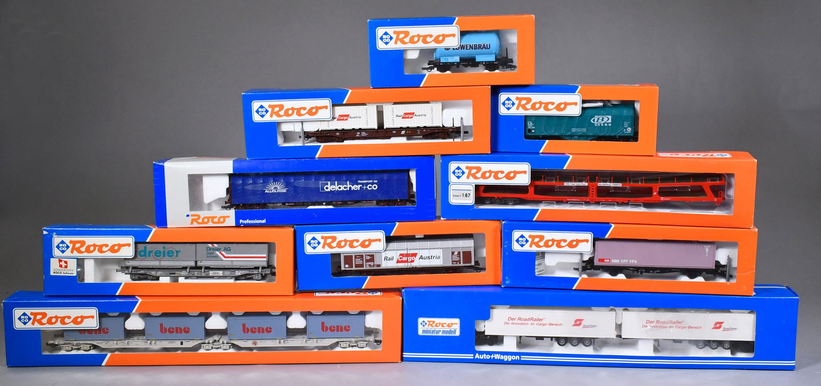 ROCO HO TRAIN LOT. (1 of 4)