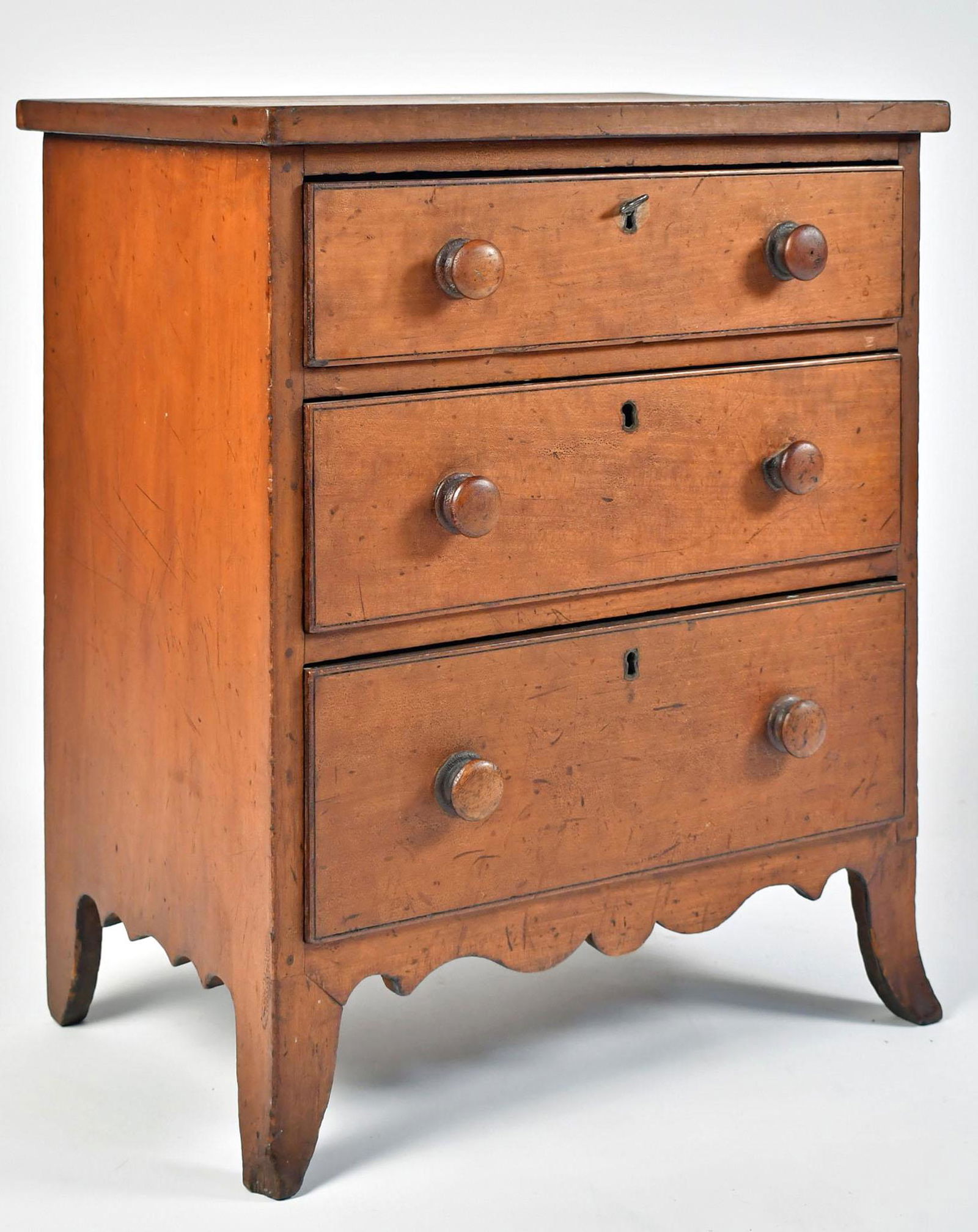 19TH C. CHILD’S SIZE FEDERAL CHERRY CHEST, CA. 1810. (1 of 8)